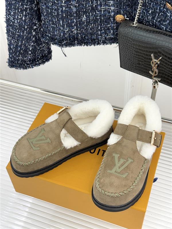 2025126113534690 310